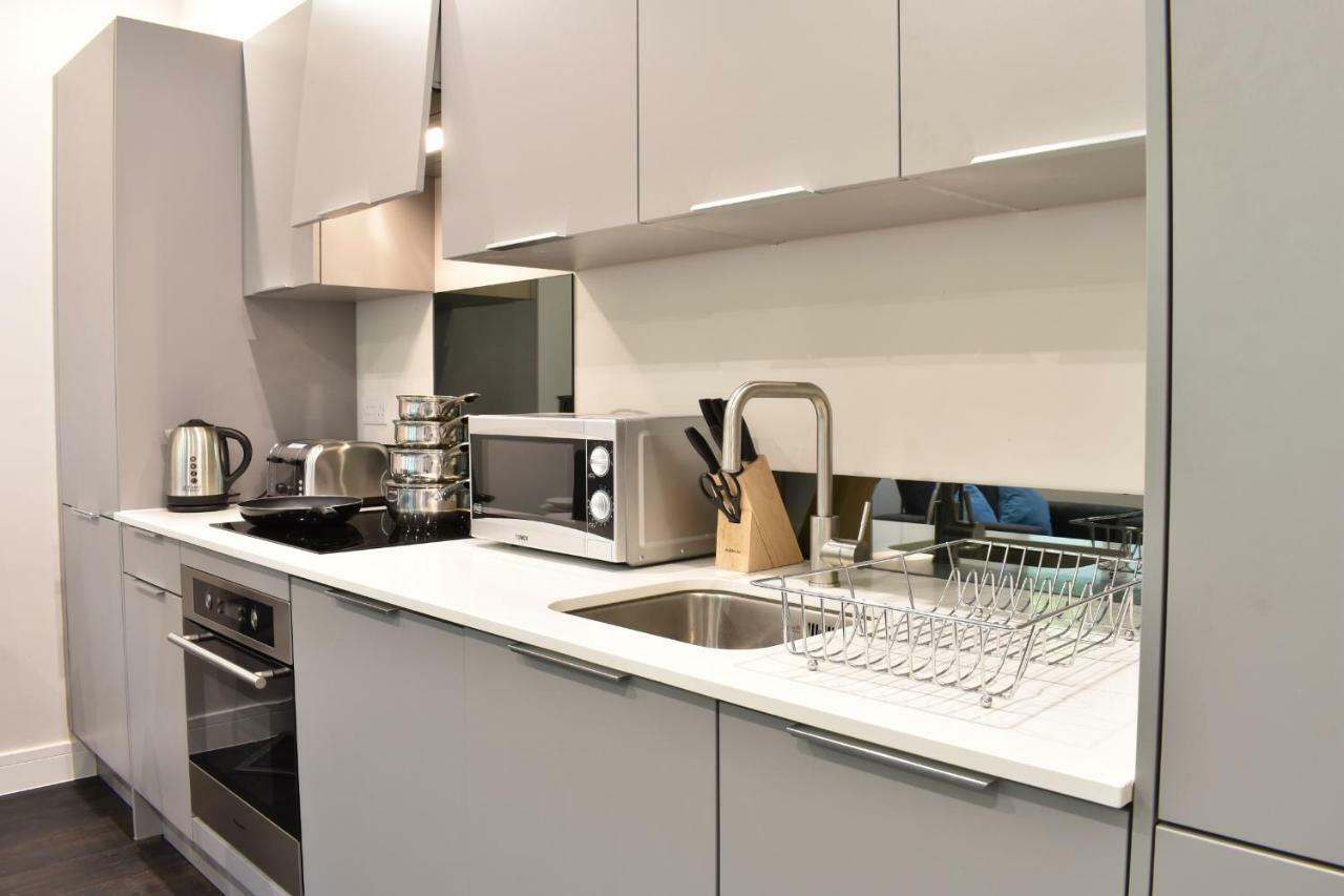Watford Apartments Century House, Self Contained Units Luaran gambar